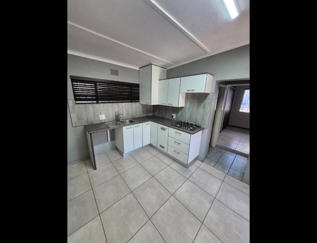 1 BEDROOM PROPERTY TO RENT IN VANDERBIJLPARK SW 5